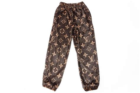 pantaloni louis vuitton fedez|louis vuitton ladies trousers.